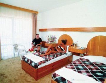 Otel Ozka 3*